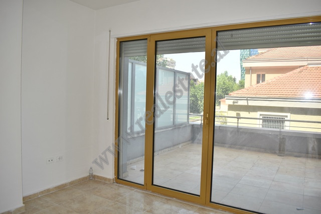 Office space for rent near Deshmoret e Kombit Boulevard in Tirana, Albania